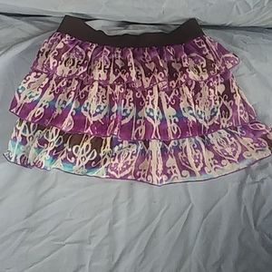 Super cute ruffled skirt